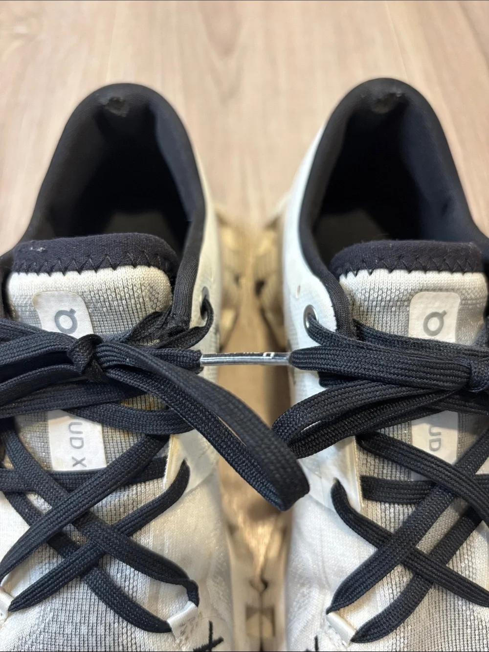 On Cloud X Women’s Size 5 White Mesh Running Athletic Sneaker